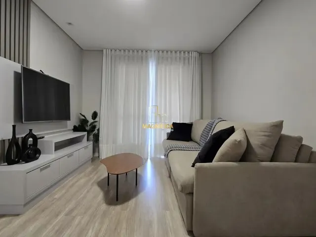 Apartamento 3 quartos e 3 banheiros, para alugar, no bairro Portão em Curitiba