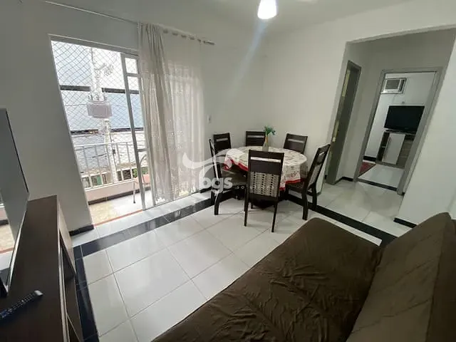 Apartamento com 95m² 2 quartos e 1 banheiro, à venda, no bairro Centro em Balneário Camboriú