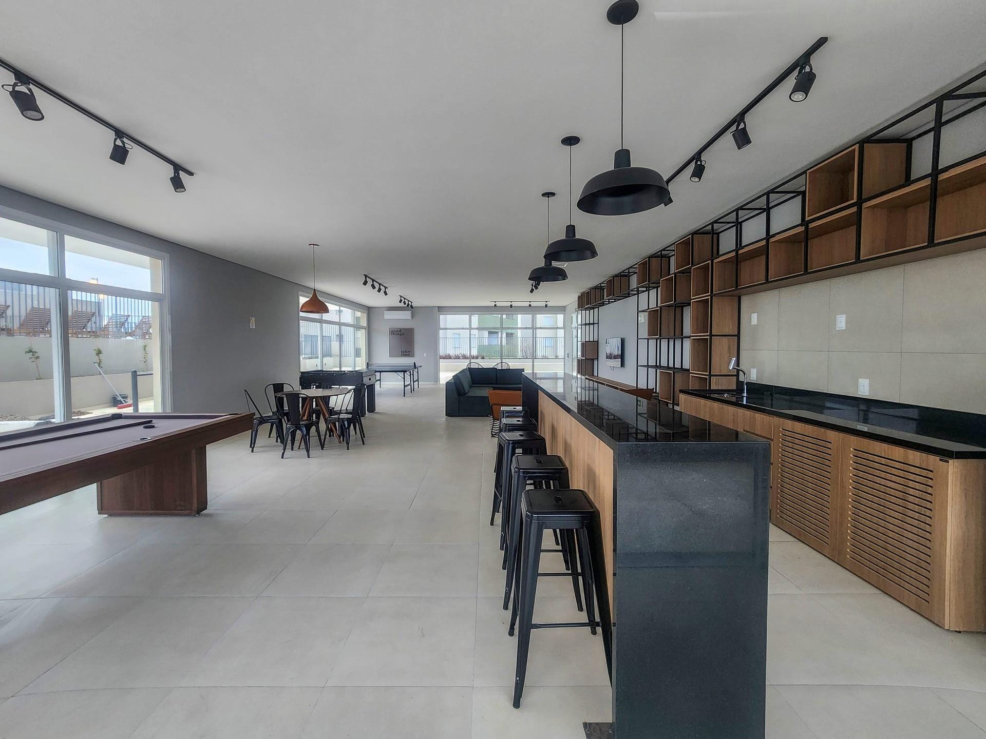 Apartamento à venda no Smart Urban Club, Areal - 74 m², 3 quartos (sendo 1 suíte), sacada com churrasqueira e andar alto. - 14