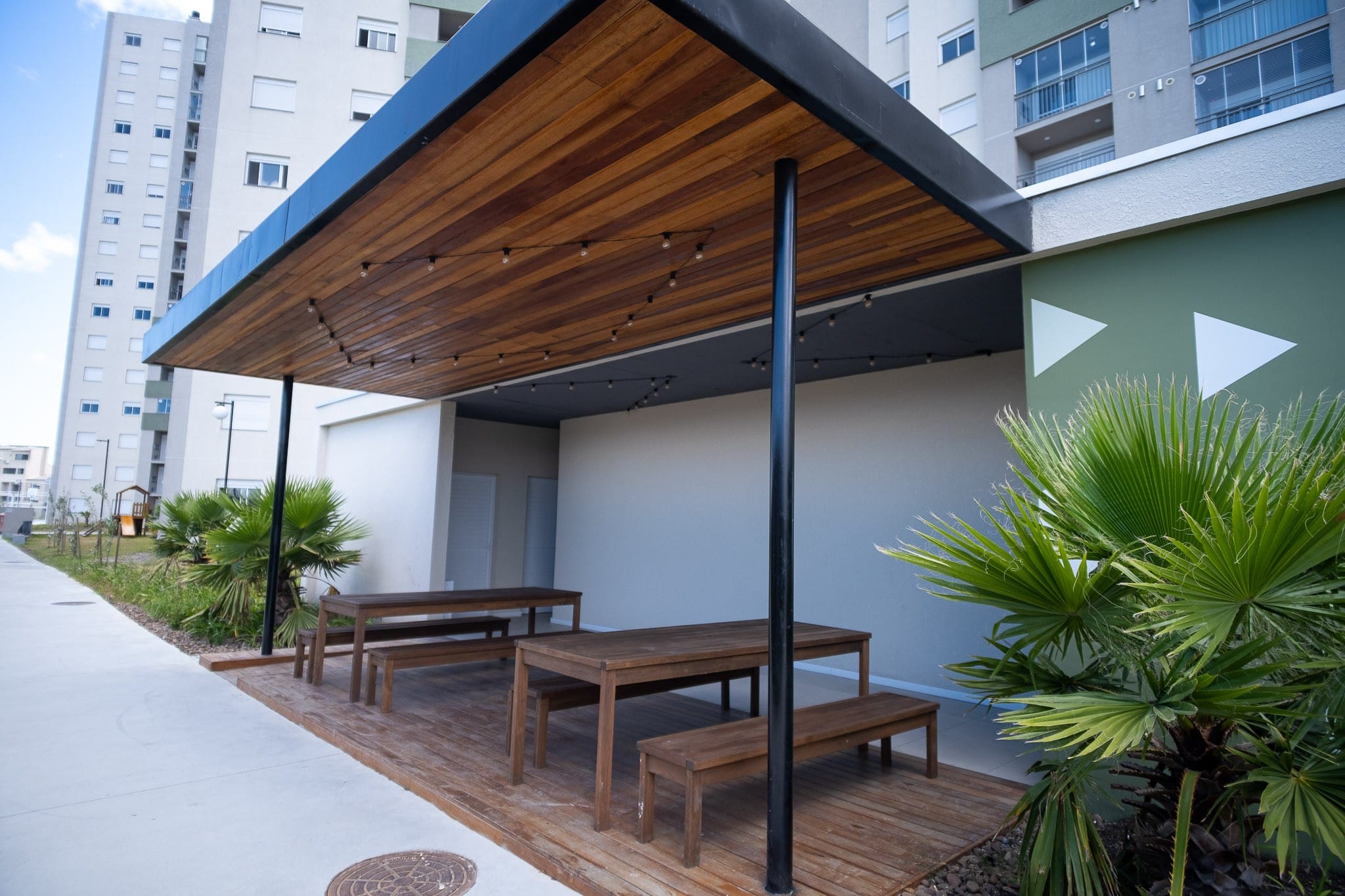 Apartamento à venda no Smart Urban Club, Areal - 74 m², 3 quartos (sendo 1 suíte), sacada com churrasqueira e andar alto. - 21