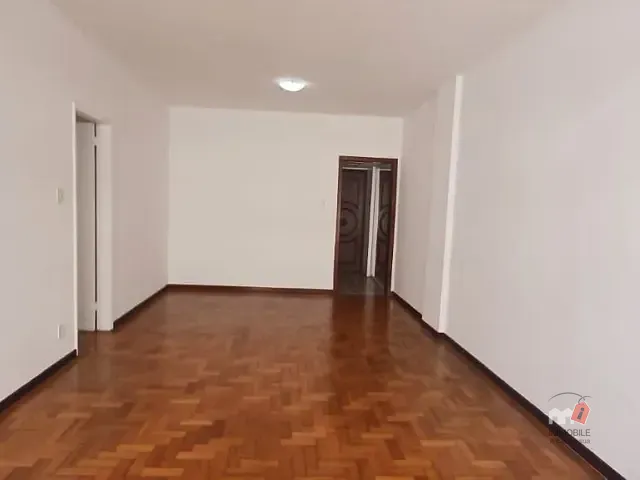 Apartamento 3 quartos e 1 banheiro, para alugar, no bairro Centro em Petrópolis