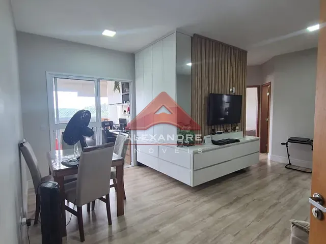 Apartamento 2 quartos e 1 banheiro, à venda, no bairro Jardim Uirá em São José dos Campos