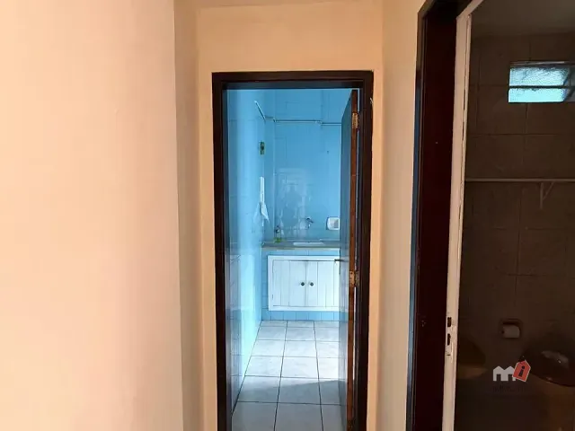 Apartamento 1 quarto e 1 banheiro, para alugar, no bairro Valparaíso em Petrópolis