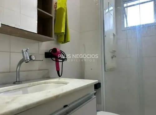 Apartamento à venda com 2 quartos, 70m² - Foto 9
