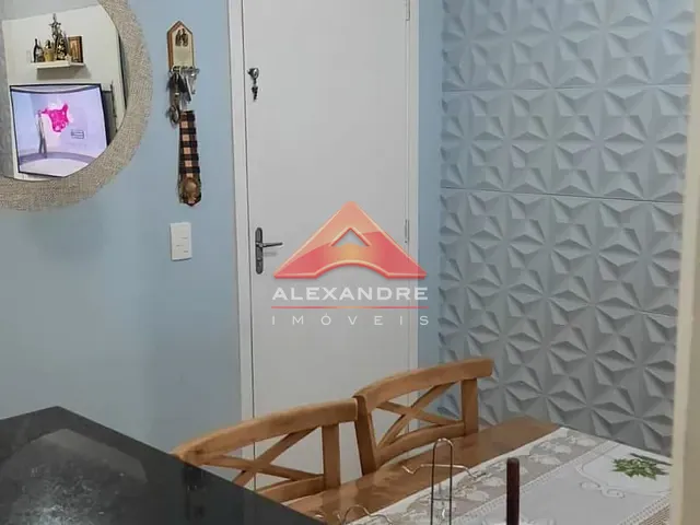 Apartamento 2 quartos e 1 banheiro, à venda, no bairro Vila Rangel em São José dos Campos