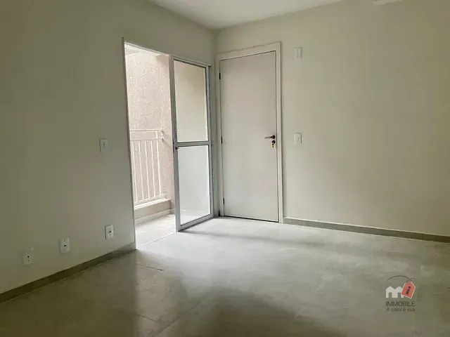 Apartamento 2 quartos e 1 banheiro, à venda, no bairro Duarte Silveira em Petrópolis