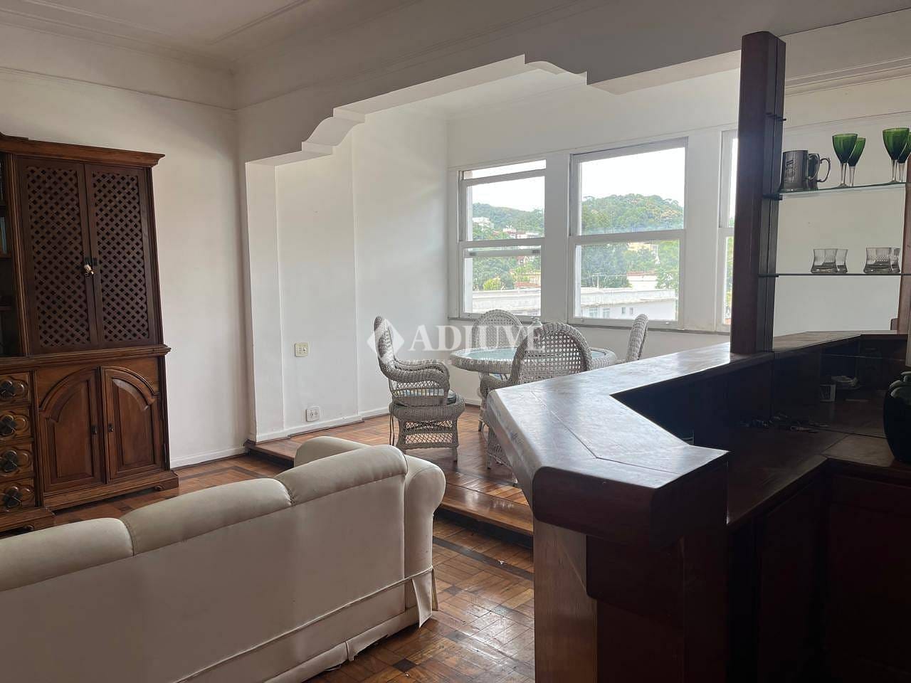 Apartamento à venda e aluguel com 3 quartos, 130m² - Foto 12