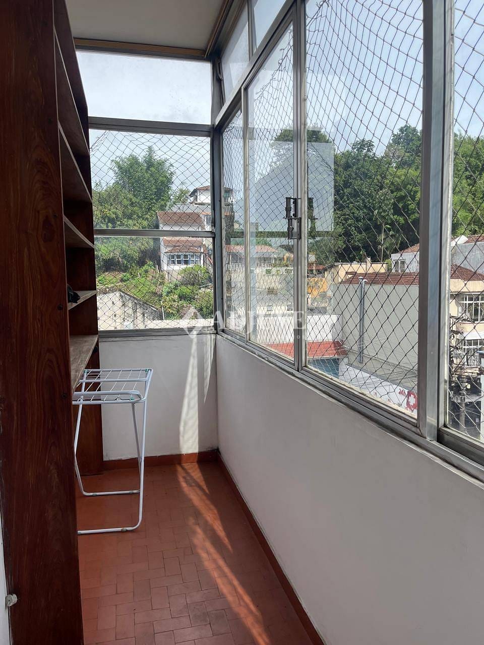 Apartamento à venda e aluguel com 3 quartos, 130m² - Foto 9