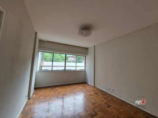 Apartamento 2 quartos e 2 banheiros, para alugar, no bairro Centro em Petrópolis