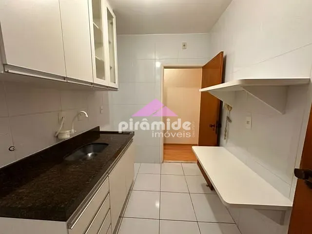 Apartamento com 60m² 2 quartos e 1 banheiro, para alugar, no bairro Parque Residencial Aquarius em São José dos Campos