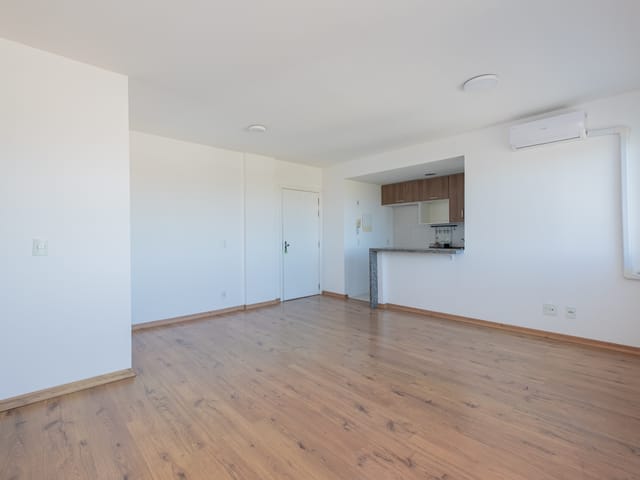 Foto do Apartamento - Apartamento 2 dormitórios semi mobiliado para aluguel no Areal em Pelotas RS, bem localizado e pronto para morar | UP Imóveis