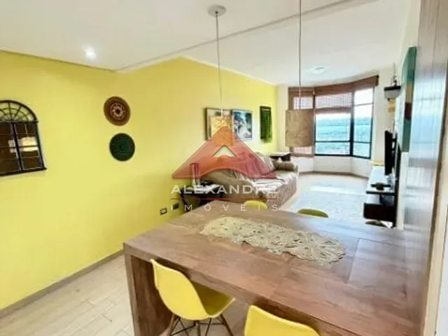 Apartamento 2 quartos e 1 banheiro, à venda, no bairro Jardim das Indústrias em São José dos Campos