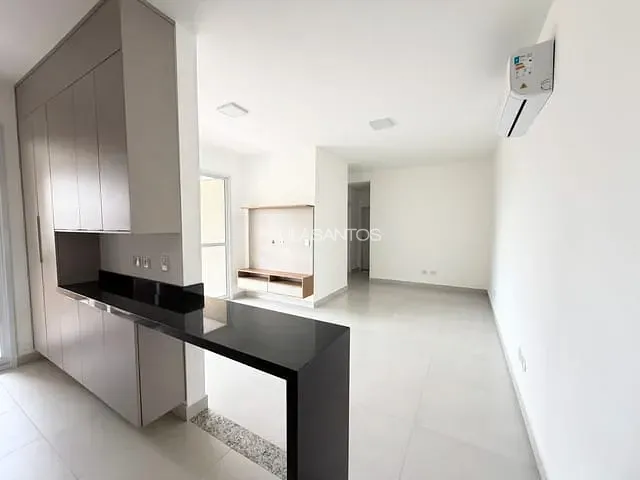 Apartamento 3 quartos e 2 banheiros, para alugar, no bairro Parque Campolim em Sorocaba