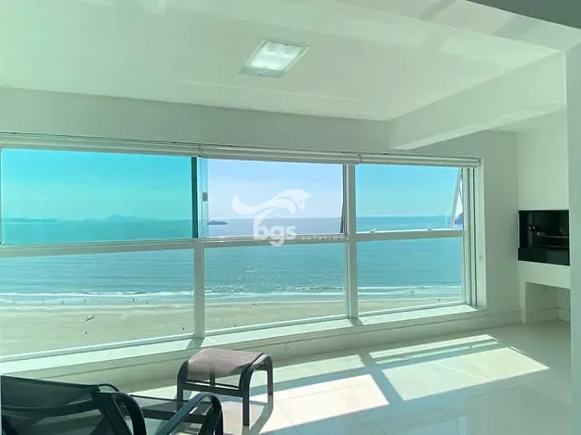 Apartamento com 208m² 3 quartos e 4 banheiros, à venda, no bairro Centro em Balneário Camboriú