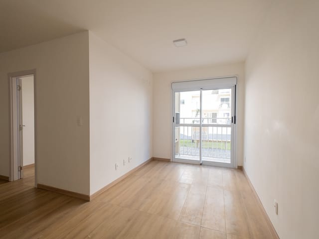 Apartamento com 62m² 2 quartos e 1 banheiro, para alugar, no bairro Fragata em Pelotas