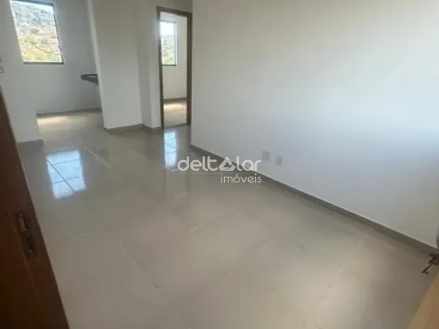 Apartamento 2 quartos e 1 banheiro, à venda, no bairro Jardim dos Comerciários (Venda Nova) em Belo Horizonte