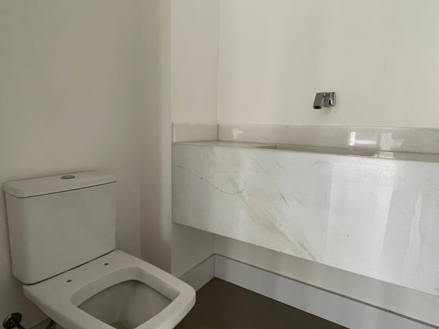 Apartamento 3 quartos e 4 banheiros, à venda, no bairro Gleba Palhano em Londrina