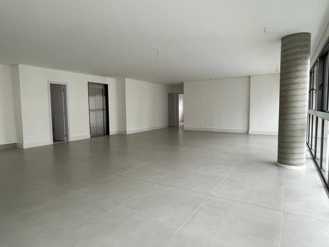 Apartamento 3 quartos e 4 banheiros, à venda, no bairro Gleba Palhano em Londrina