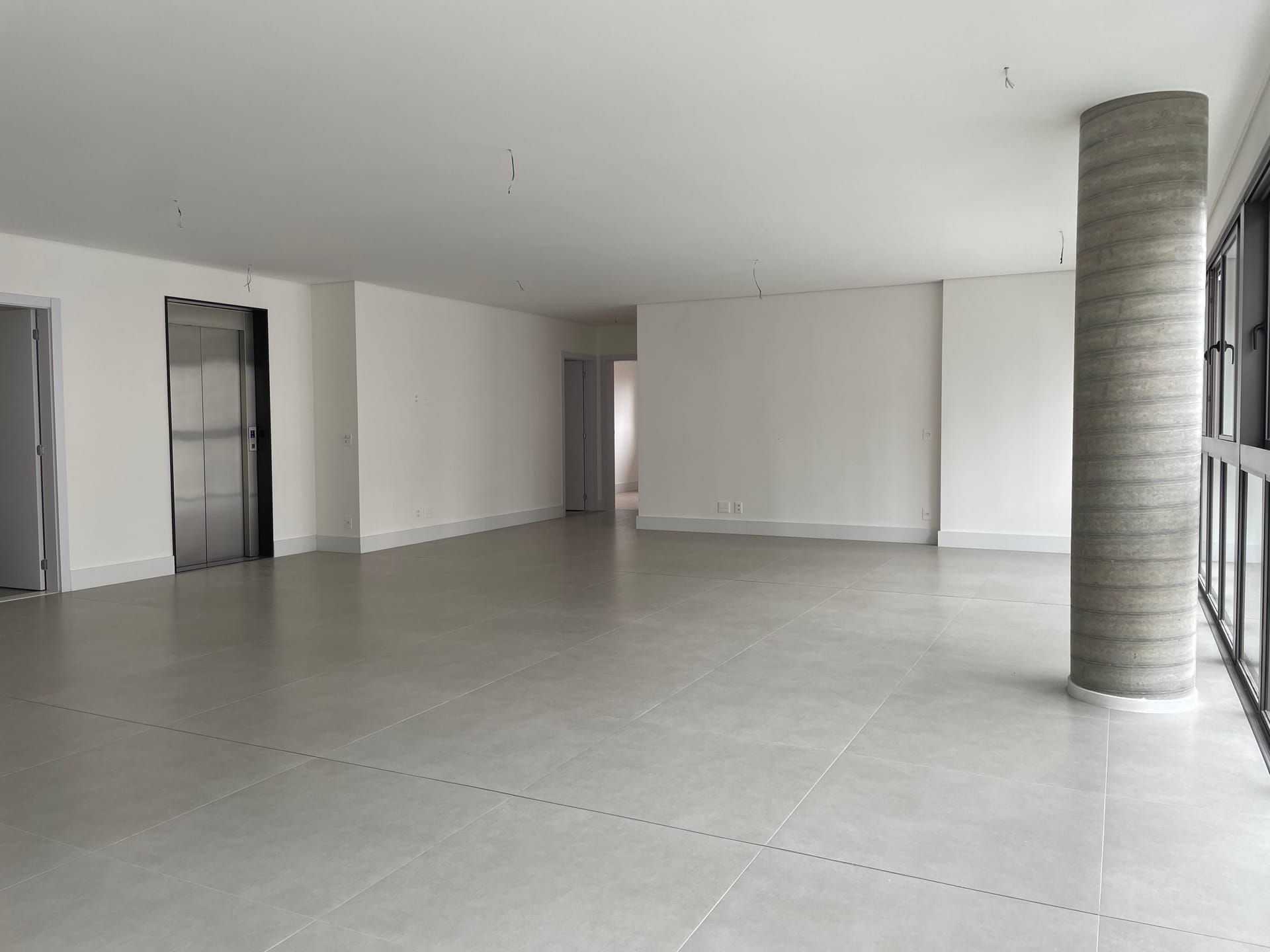 Apartamento, 3 quartos, 185 m² - Foto 2