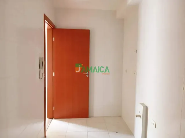 Apartamento 2 quartos e 1 banheiro, para alugar, no bairro ATUBA em Curitiba