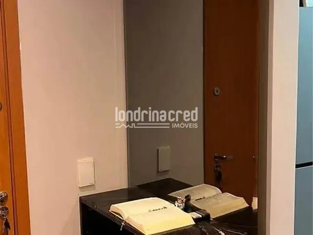 Apartamento 2 quartos e 1 banheiro, à venda, no bairro Condomínio Laguna Málaga em Londrina