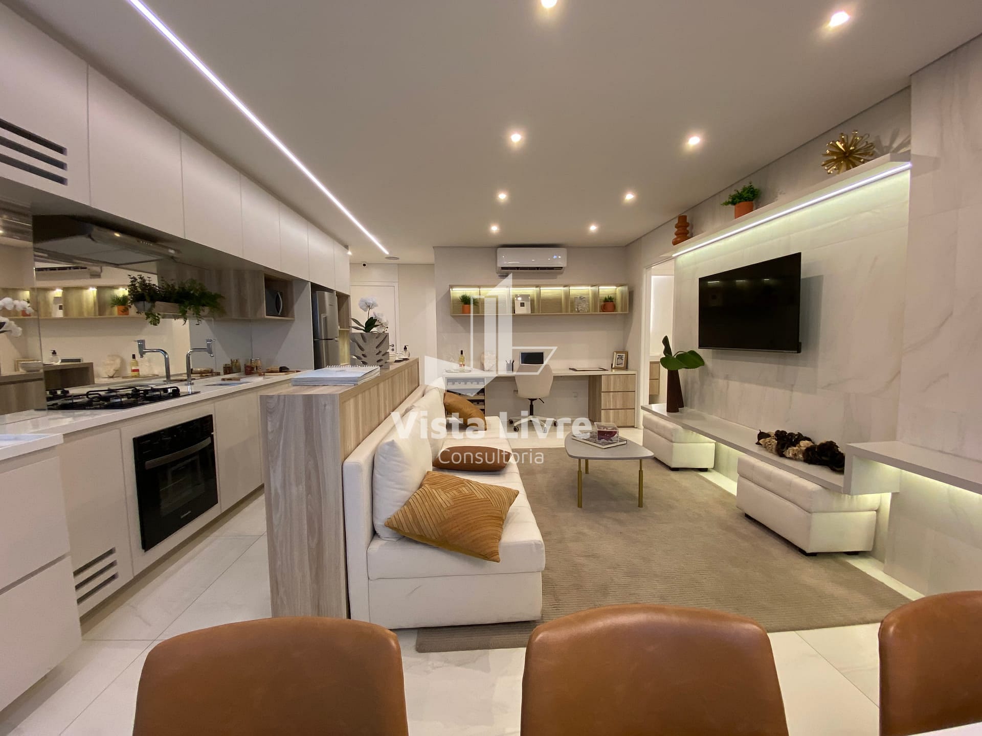 Apartamento à venda com 3 quartos, 74m² - Foto 2