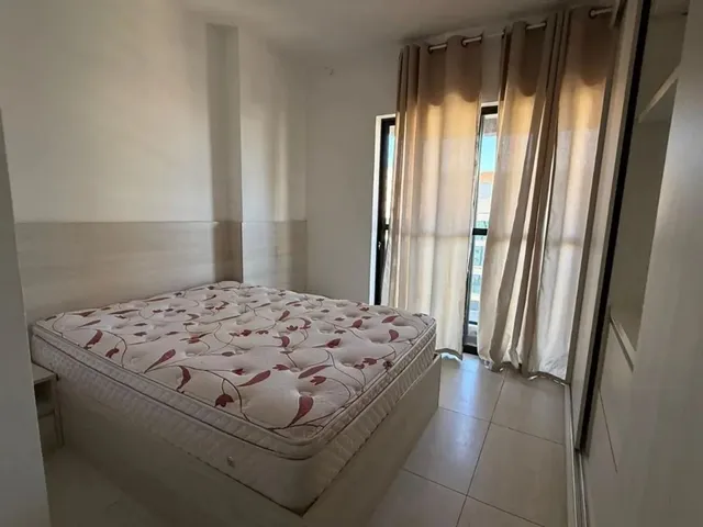 Apartamento 1 quarto e 1 banheiro, para alugar, no bairro Batel em Curitiba