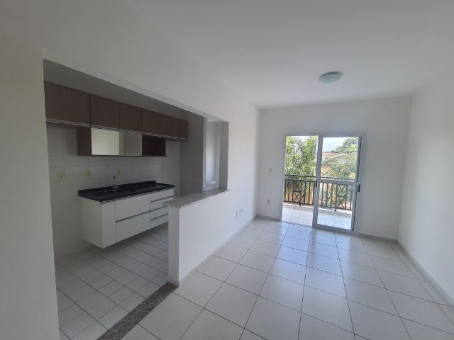 Apartamento 3 quartos e 1 banheiro, à venda ou para alugar, no bairro Tabaú em Pindamonhangaba