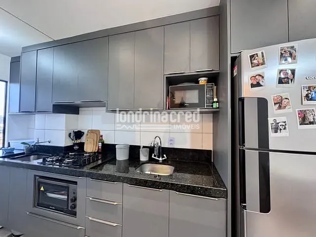 Apartamento 2 quartos e 1 banheiro, à venda, no bairro CONDOMINIO PORTO SALTINHO em Londrina