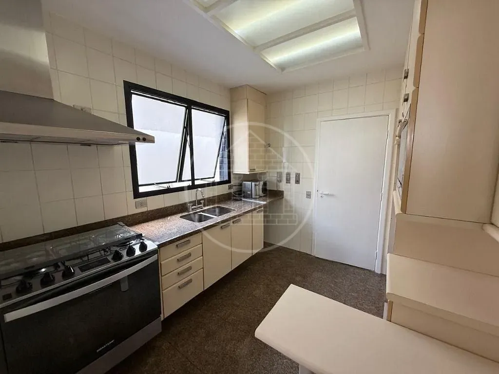 Apartamento, 3 quartos, 216 m² - Foto 53