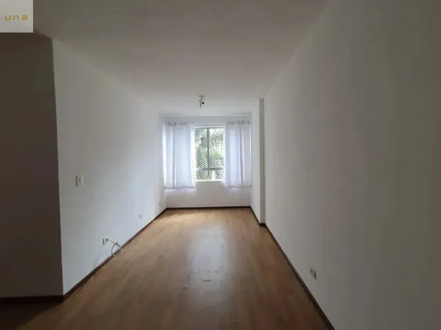 Apartamento 1 quarto e 1 banheiro, à venda, no bairro Centro em Curitiba