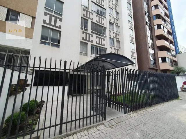 Apartamento 1 quarto e 1 banheiro, à venda, no bairro Centro em Curitiba