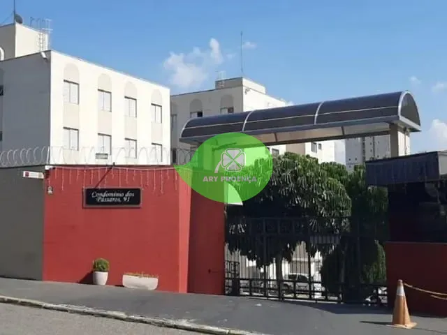 Apartamento 2 quartos e 1 banheiro, para alugar, no bairro Jardim Guadalajara em Sorocaba