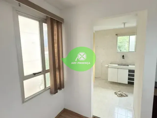 Apartamento 2 quartos e 1 banheiro, para alugar, no bairro Jardim Guadalajara em Sorocaba