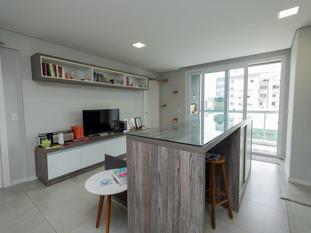 Apartamento 2 quartos e 2 banheiros, à venda, no bairro Centro em Pelotas