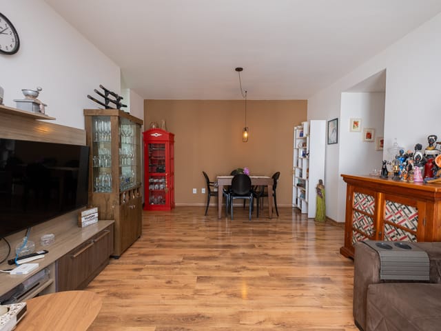 Apartamento 3 quartos e 2 banheiros, à venda, no bairro Três Vendas em Pelotas
