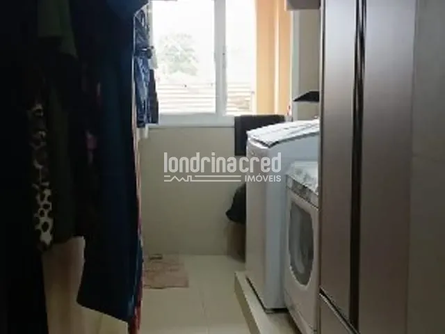 Apartamento 3 quartos e 2 banheiros, à venda, no bairro RESIDENCIAL CITTA DI TREVISO em Cambé