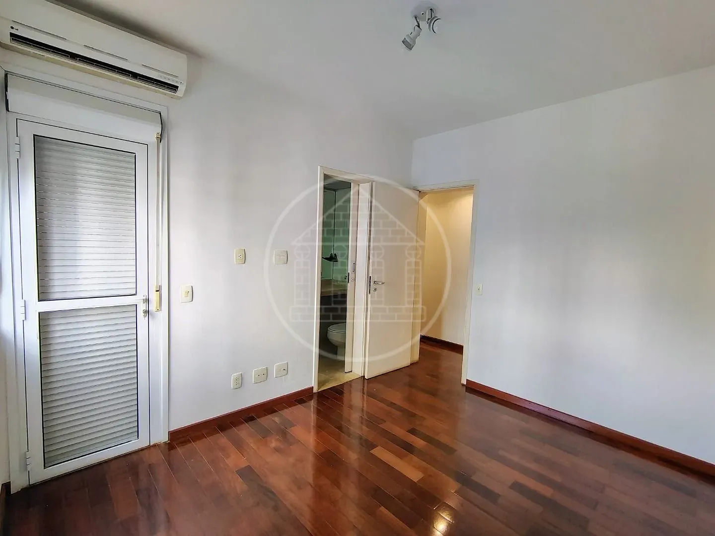 Apartamento, 4 quartos, 244 m² - Foto 47
