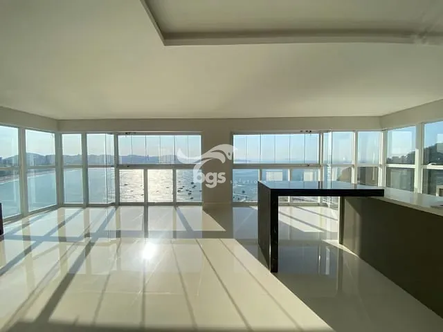 Apartamento com 464m² 4 quartos e 5 banheiros, à venda, no bairro Centro em Balneário Camboriú