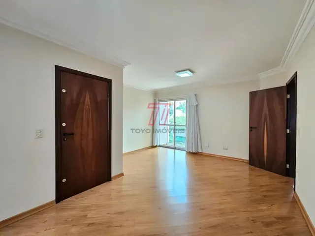 Apartamento 3 quartos e 3 banheiros, para alugar, no bairro Rebouças em Curitiba