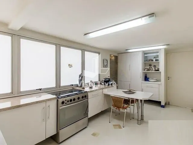 Apartamento com 380m² 2 quartos e 3 banheiros, à venda, no bairro Itaim Bibi em São Paulo