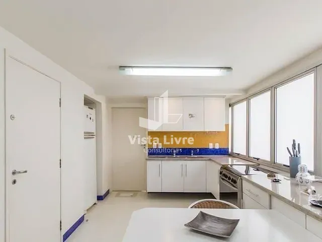 Apartamento com 380m² 2 quartos e 3 banheiros, à venda, no bairro Itaim Bibi em São Paulo