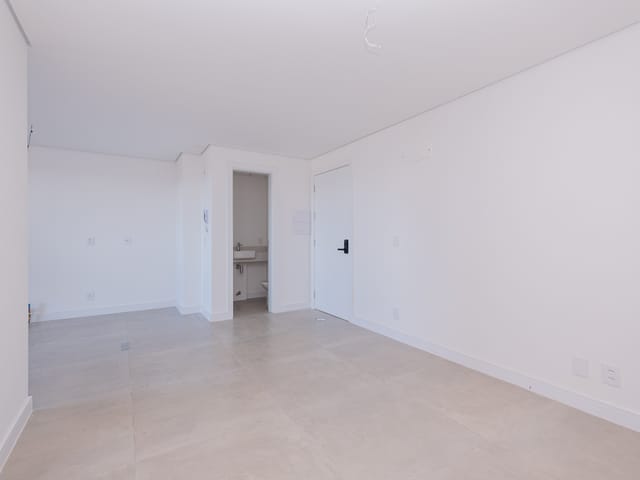 Apartamento com 106m² 3 quartos e 3 banheiros, à venda, no bairro Centro em Pelotas