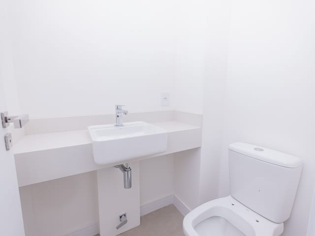 Apartamento com 106m² 3 quartos e 3 banheiros, à venda, no bairro Centro em Pelotas