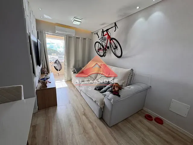 Apartamento 2 quartos e 2 banheiros, à venda, no bairro Jardim Oriente em São José dos Campos