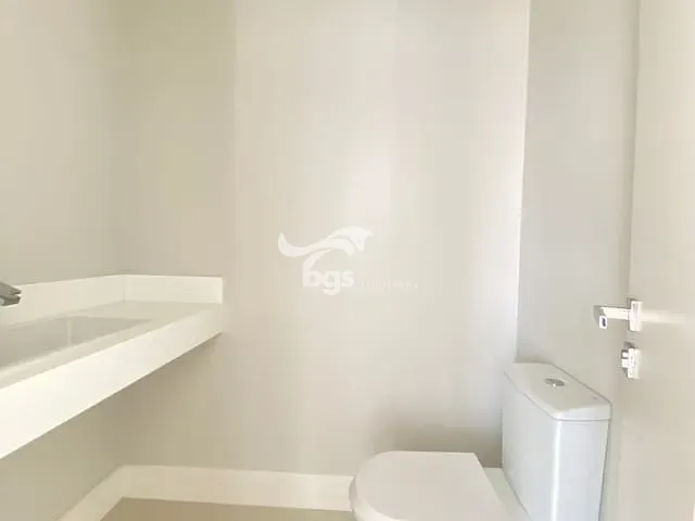 Apartamento com 454m² 4 quartos e 5 banheiros, à venda, no bairro Centro em Balneário Camboriú