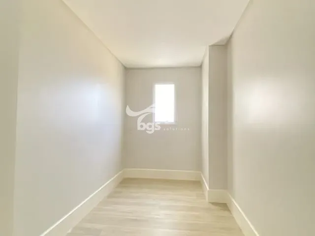 Apartamento com 454m² 4 quartos e 5 banheiros, à venda, no bairro Centro em Balneário Camboriú