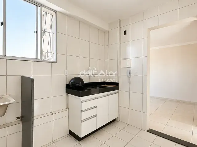 Apartamento com 48m² 2 quartos e 1 banheiro, para alugar, no bairro Maria Helena (Justinópolis) em Ribeirão das Neves