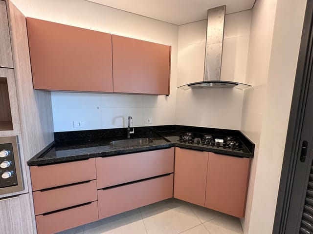 Foto do Apartamento - ODYSSEY | Apartamento para locação com 86m² por R$ 4350,00 - Centro, Londrina, PR. | Human Imóveis