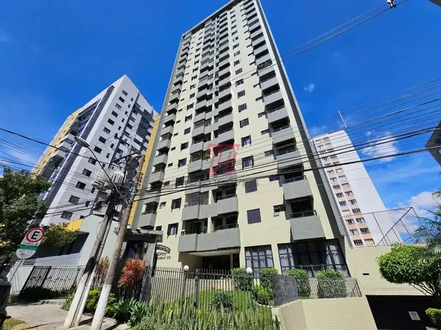 Apartamento 3 quartos e 4 banheiros, para alugar, no bairro Portão em Curitiba